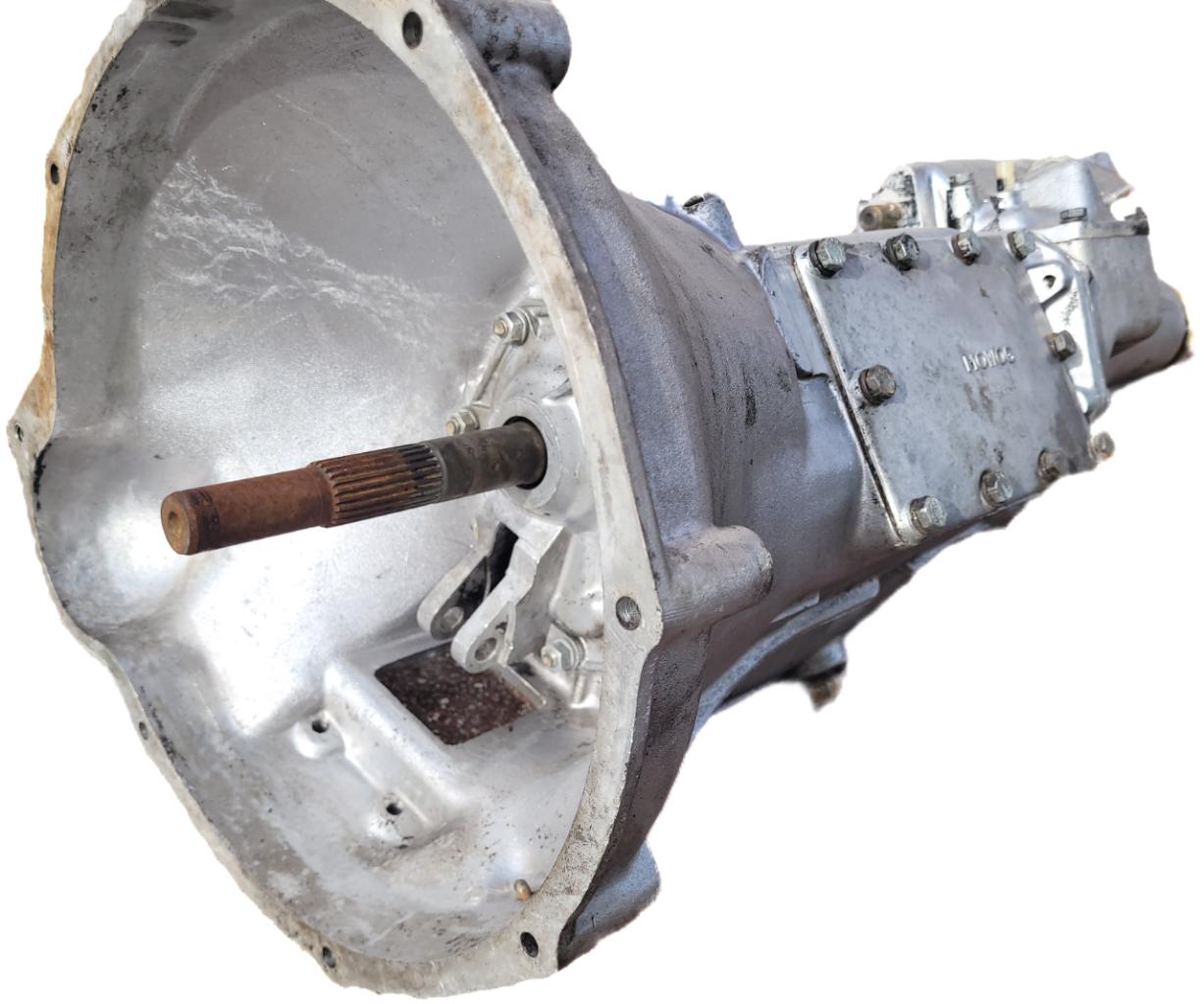 BOITE DE VITESSE MG MGB B GT LesAnciennes.com