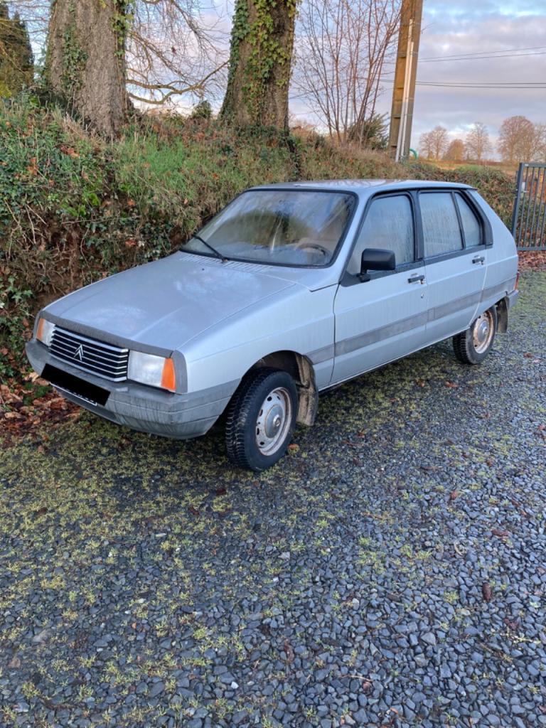 CITROEN Visa Club - 1986 LesAnciennes.com