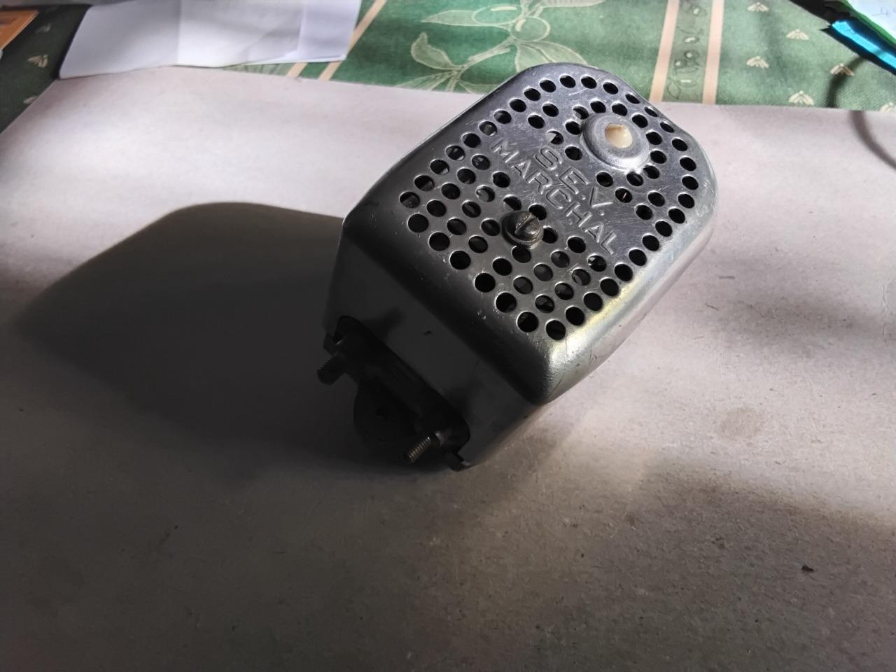 Moteur essuie-glace 6 v sev-marchal LesAnciennes.com