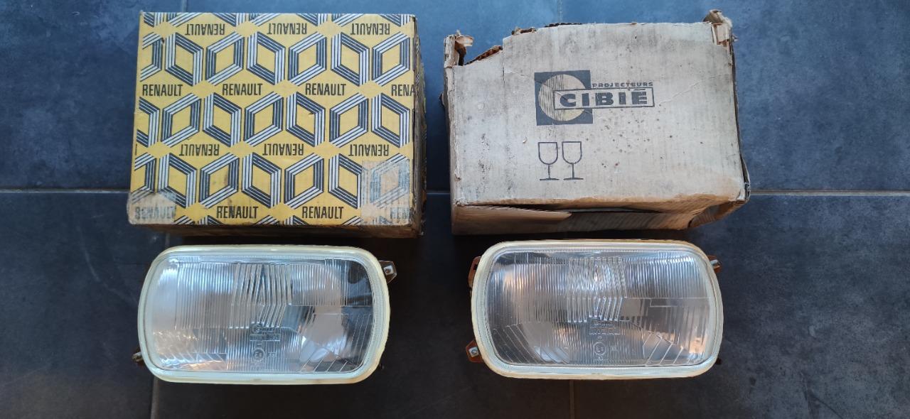 Phares H4 RENAULT 15 (R15) série 1 LesAnciennes.com