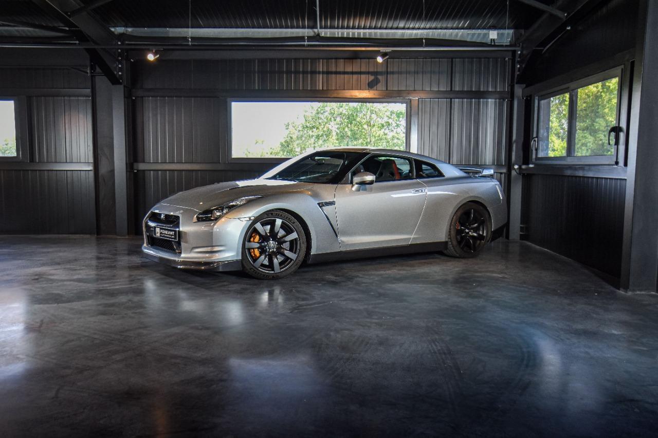 NISSAN GT-R R35 - 2009 LesAnciennes.com