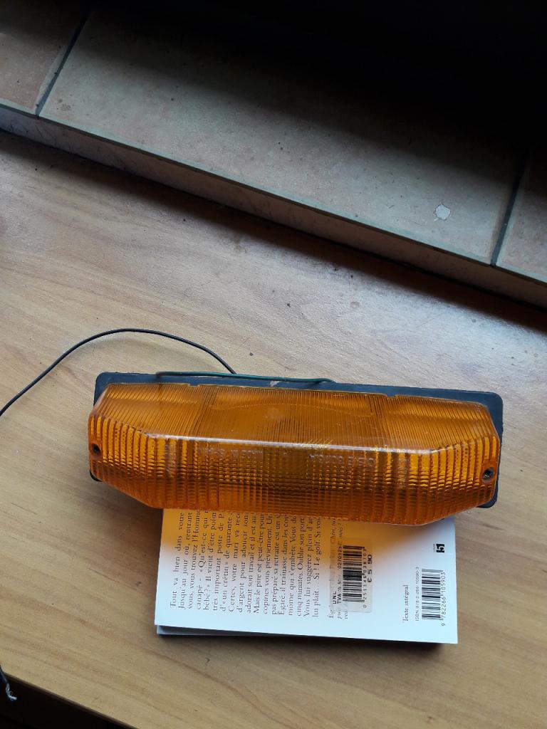 Clignotant CHRYSLER 160-180 LesAnciennes.com