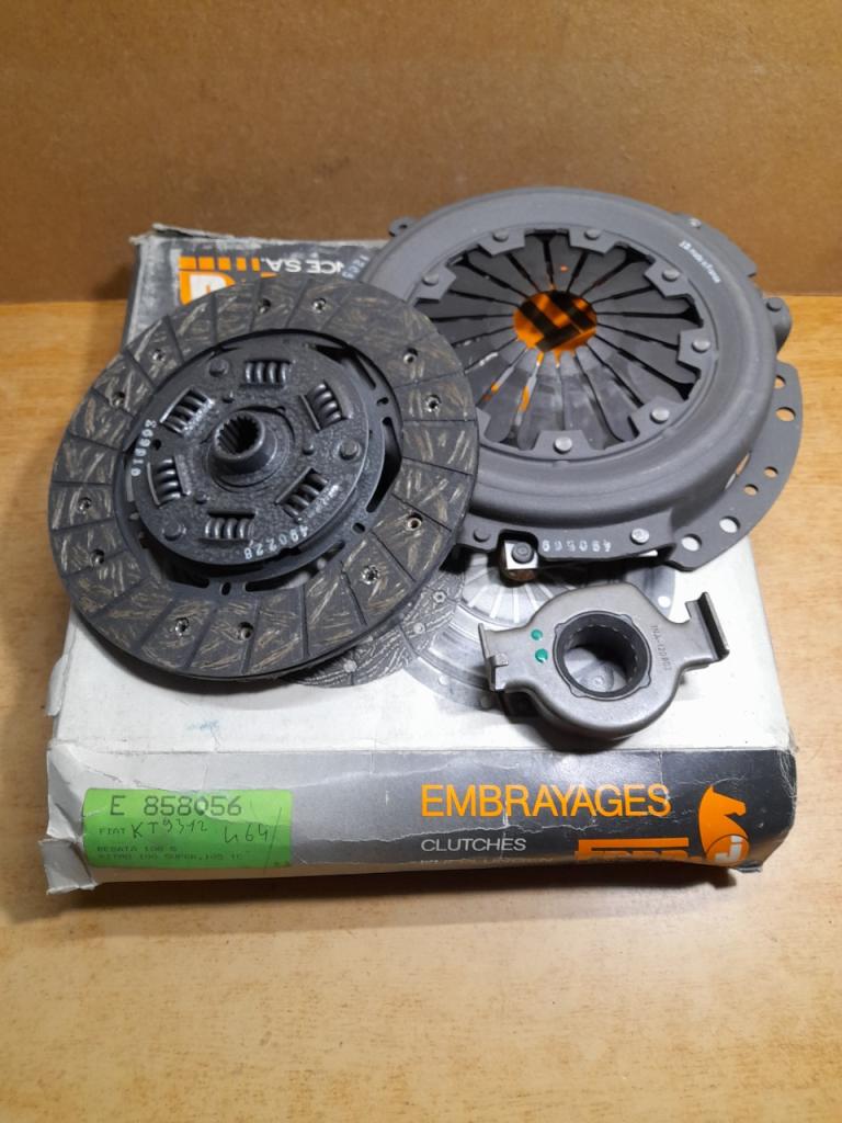 Kit Embrayage Fiat Ritmo 105TC LesAnciennes.com