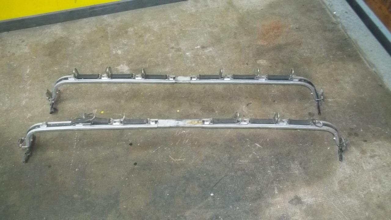 Barres de toit RENAULT 4 (R4) TL LesAnciennes.com