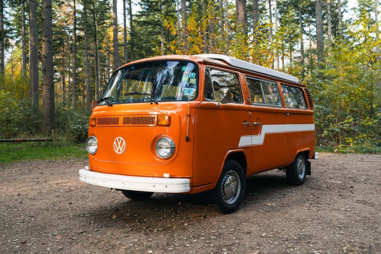 VOLKSWAGEN Combi T2B - 1976 LesAnciennes.com