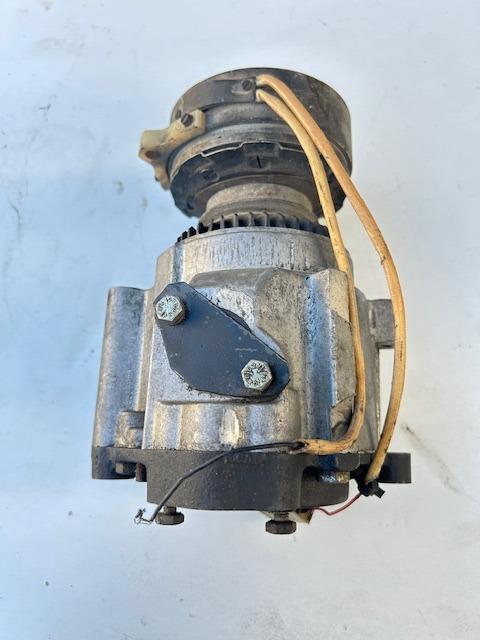 Pompe à air pour Ferrari Daytona LesAnciennes.com