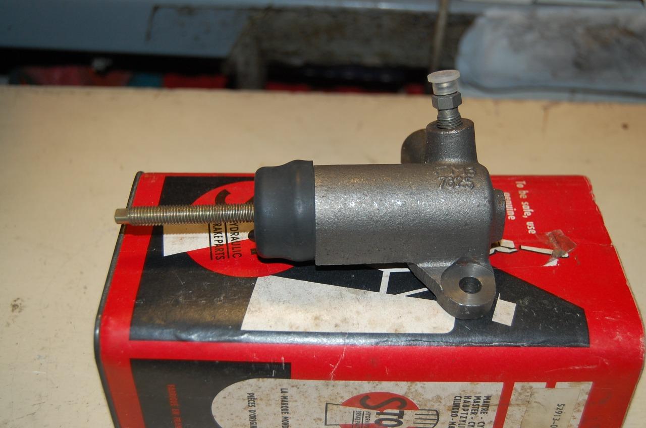 Recepteur embrayage SIMCA 1301 S et1501S LesAnciennes.com