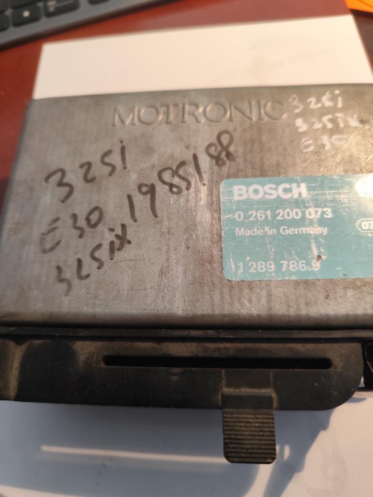 Boîtier DME MOTRONIC BMW 325 325i/325ix/e30/525i LesAnciennes.com