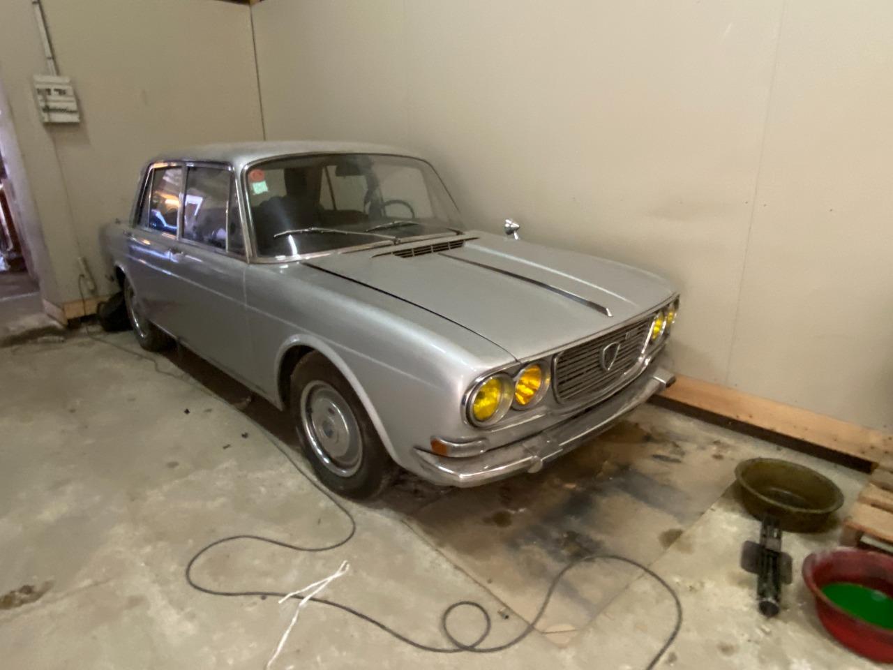 LANCIA Flavia 2000 LX Berline - 1970 LesAnciennes.com