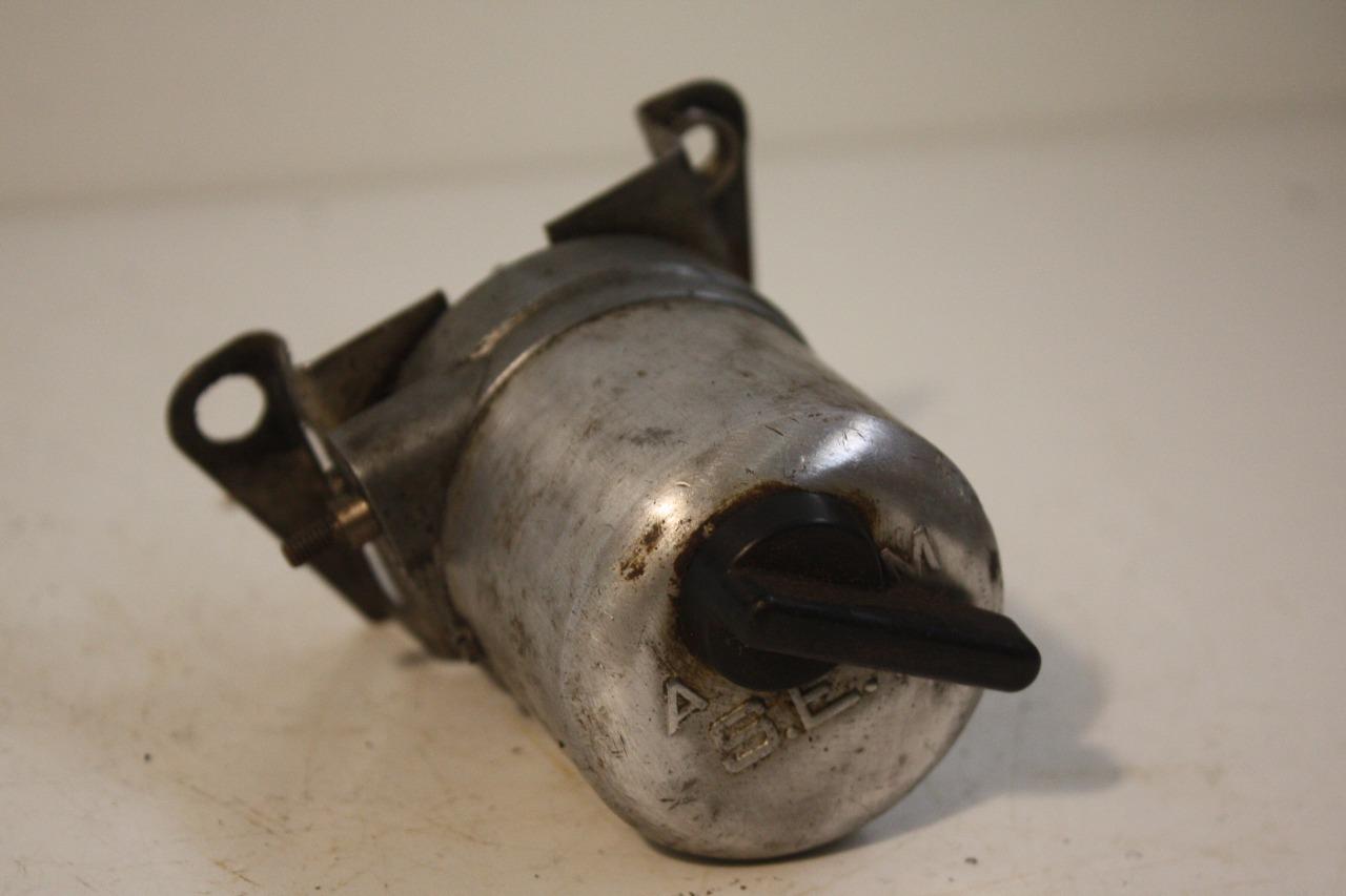 Moteur d’essuie glace rond SEV 6V 6 Volts ancien LesAnciennes.com