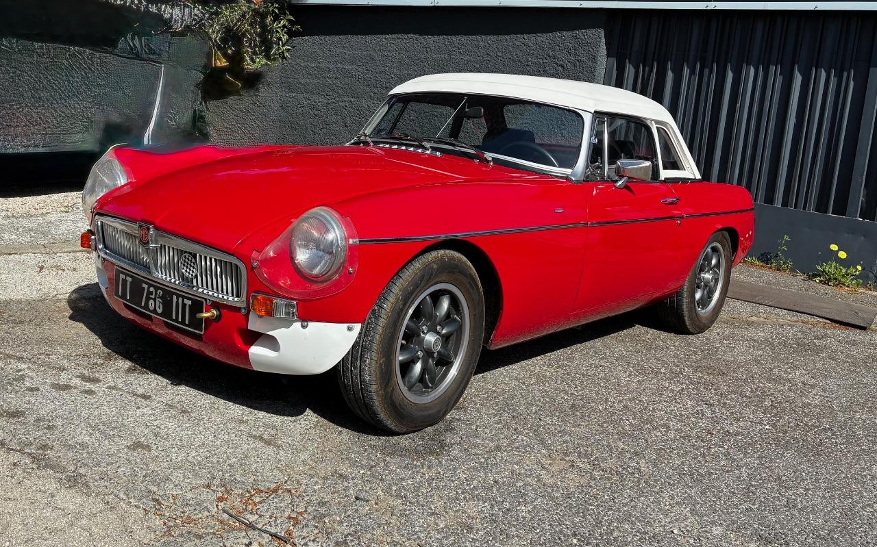 MG MGB - 1974 LesAnciennes.com