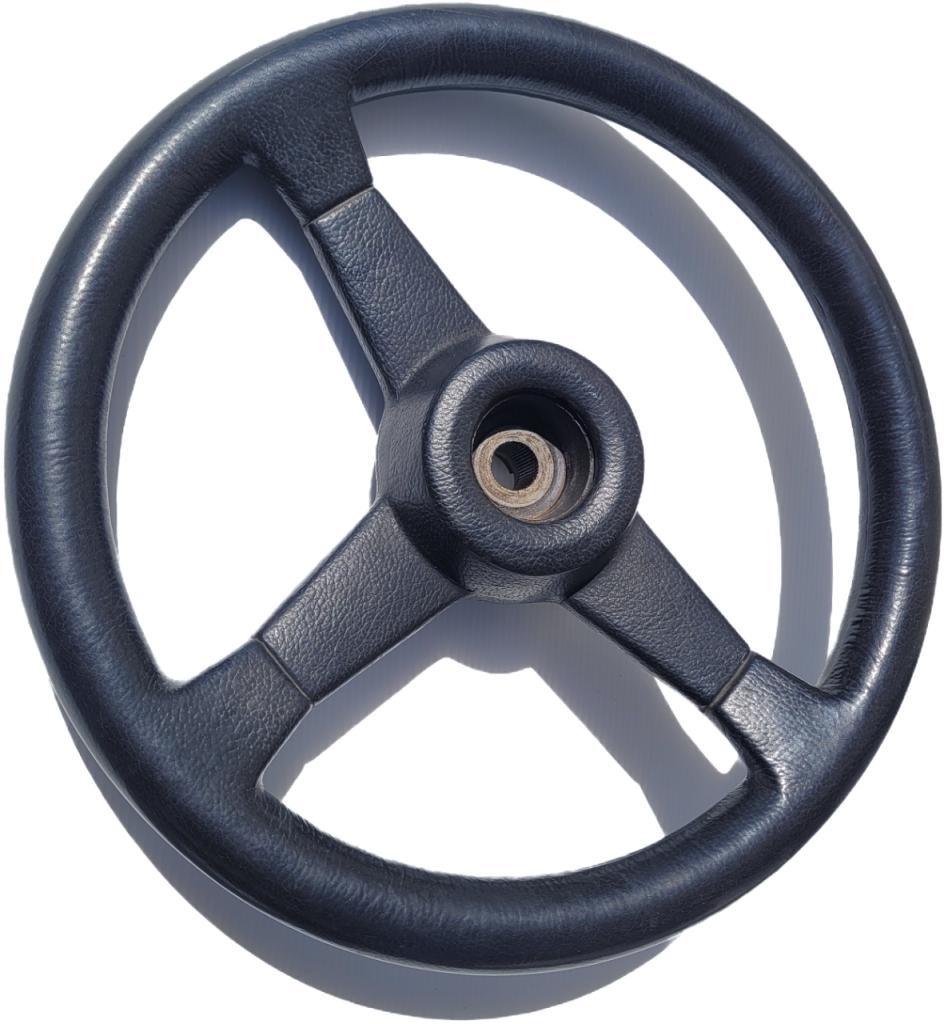 VOLANT D ORIGINE TRIUMPH Spitfire 1500FH LesAnciennes.com