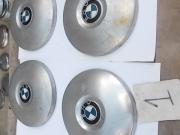 image_0-Enjoliveurs de jantes Bmw 1502 et 2002