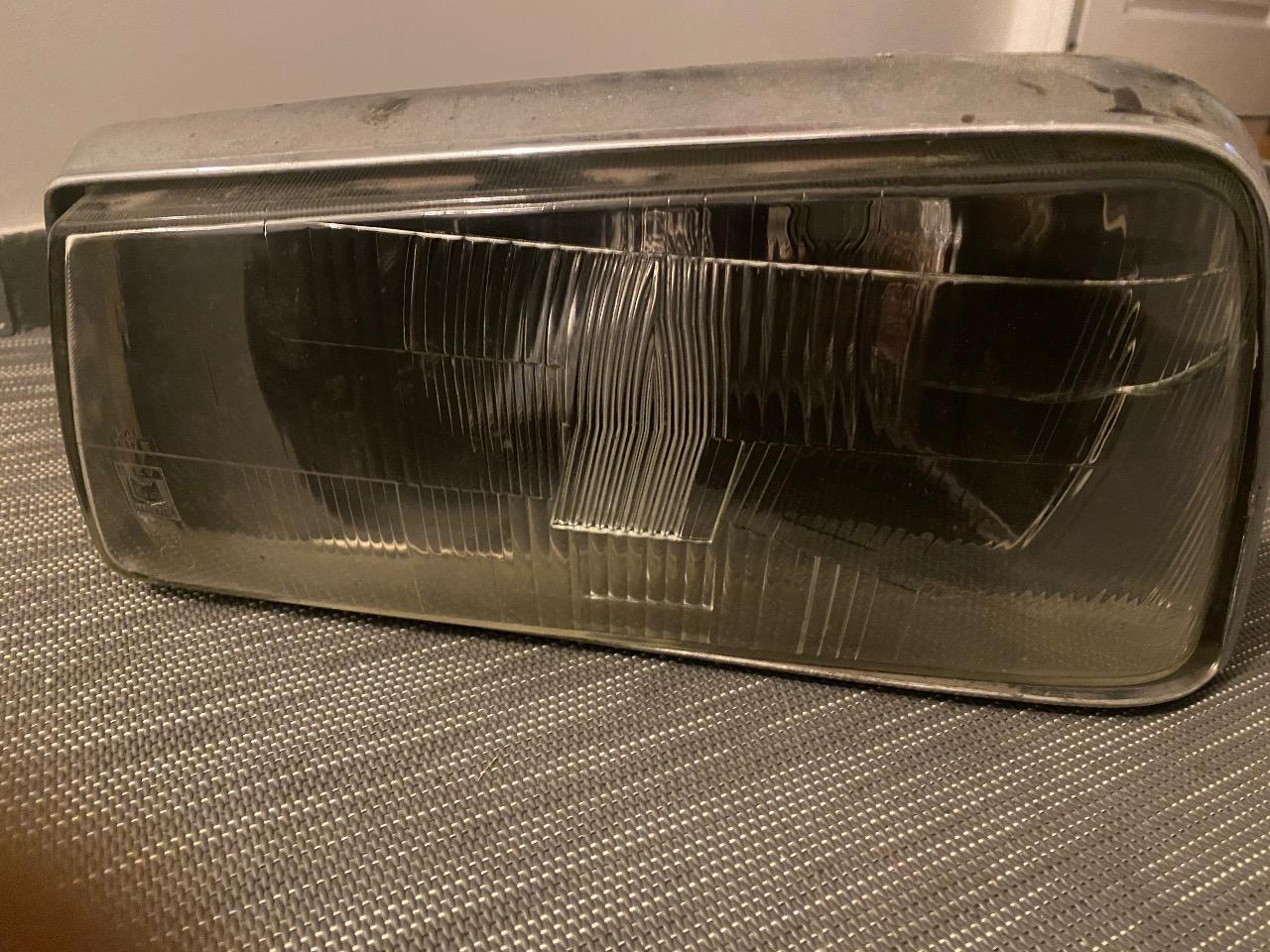 Phares PEUGEOT 505 LesAnciennes.com