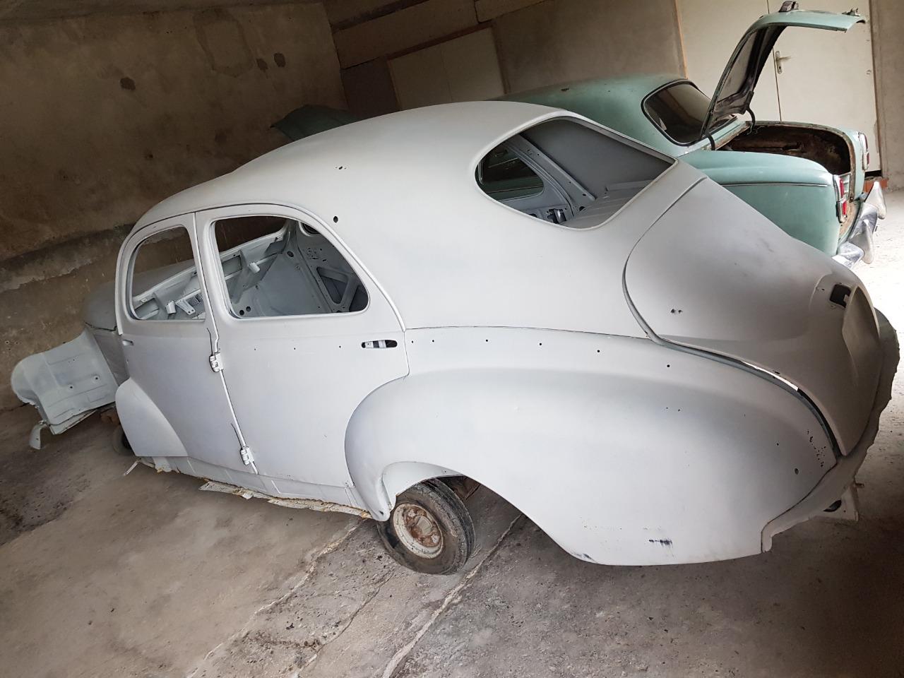 Caisse PEUGEOT 203 Berline LesAnciennes.com