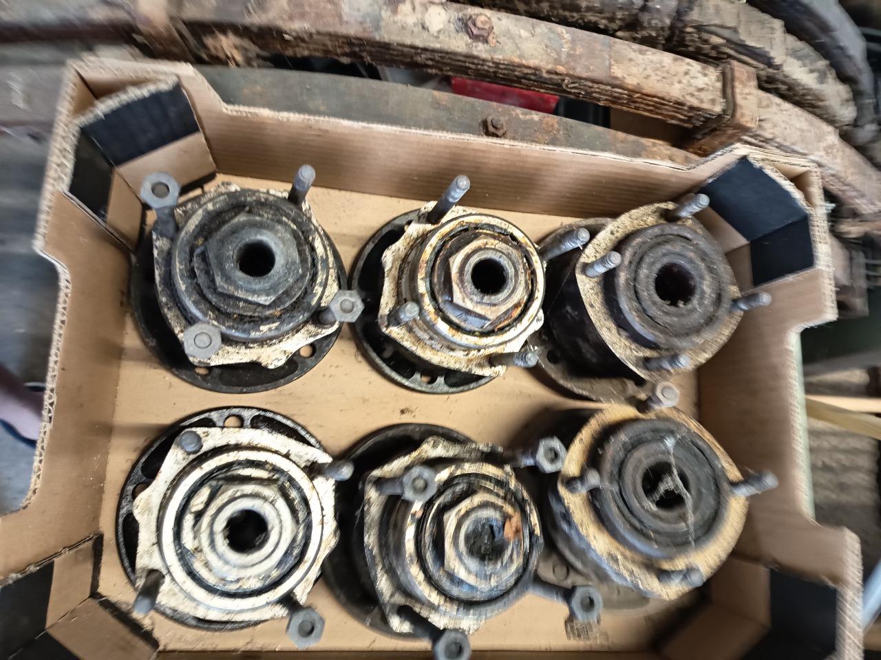 Moyeux LesAnciennes.com