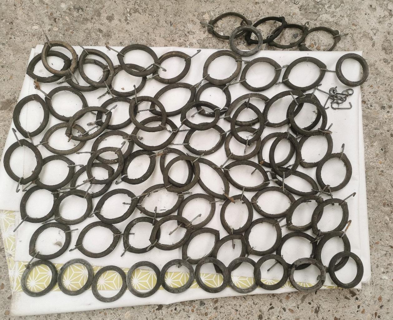 Lot de 70 élastiques de sièges CITROEN 2CV LesAnciennes.com