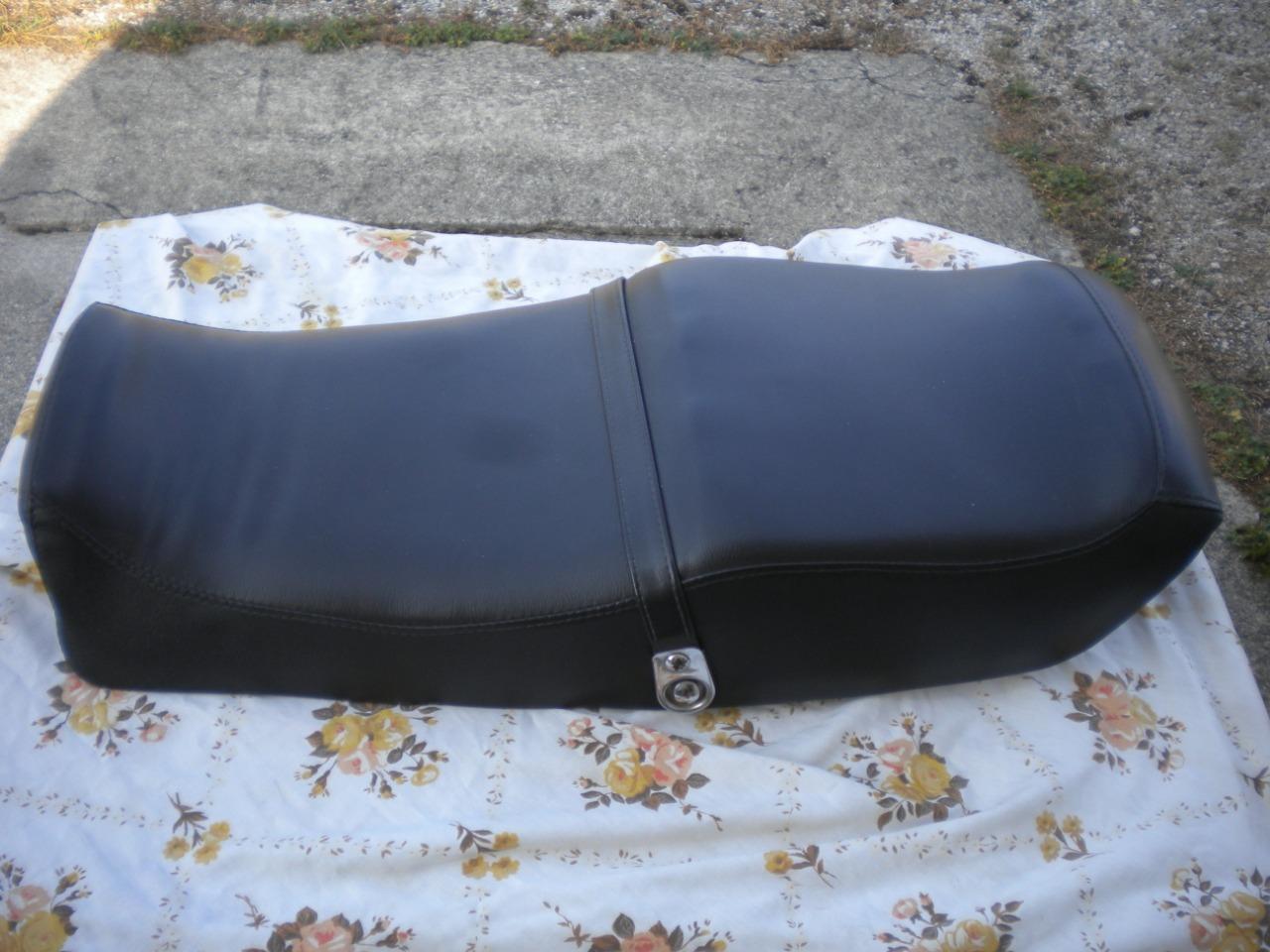 Selle POUR MOTO une selle a identifier LesAnciennes.com