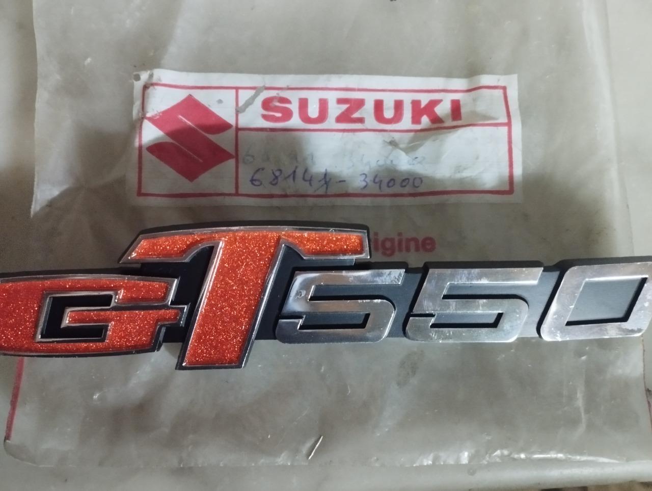 Logo SUZUKI GT 550 LesAnciennes.com