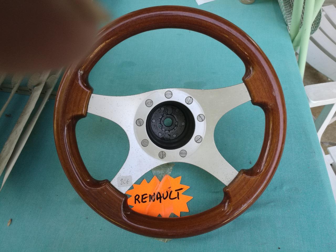 Volant RENAULT LesAnciennes.com