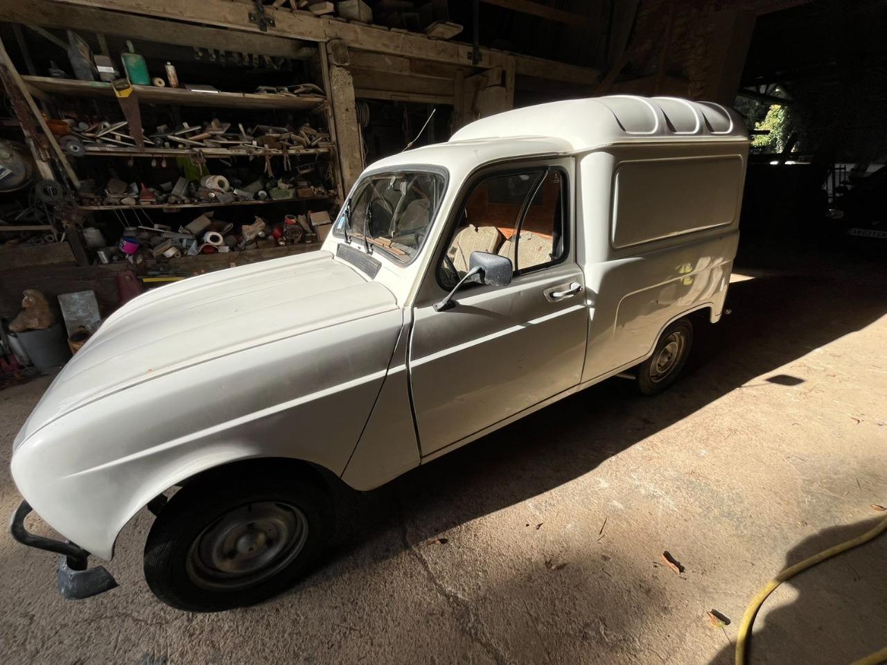 RENAULT 4 (R4) fourgonnette - 1985 LesAnciennes.com