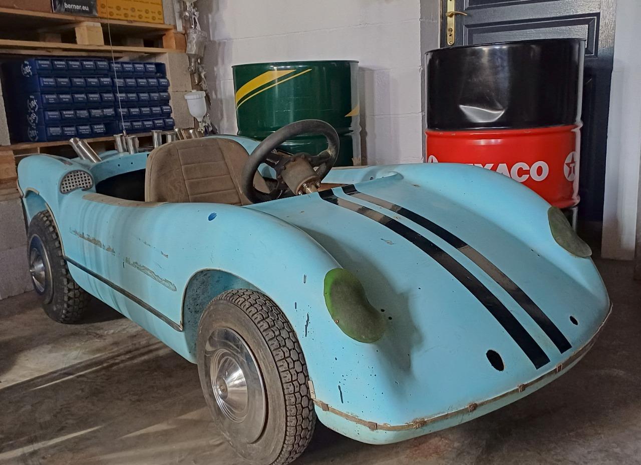 FORD GT 40 Voiture de Manège LesAnciennes.com