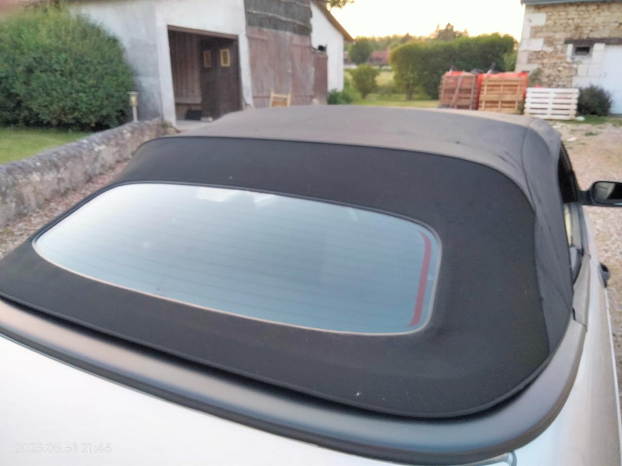 SAAB 900 N-G Cabriolet - 1998 LesAnciennes.com