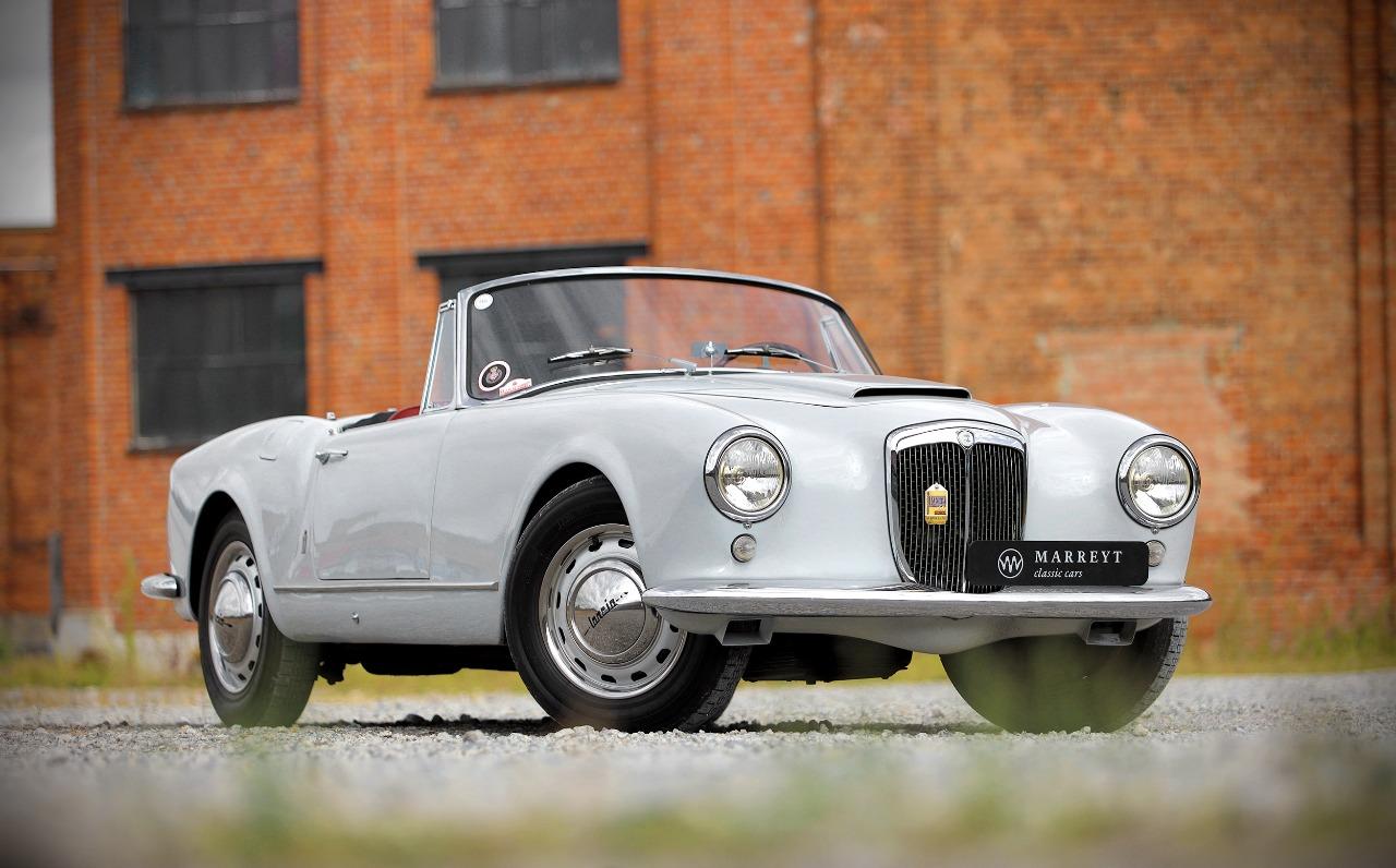 LANCIA Aurelia B24S Convertible - 1957 LesAnciennes.com