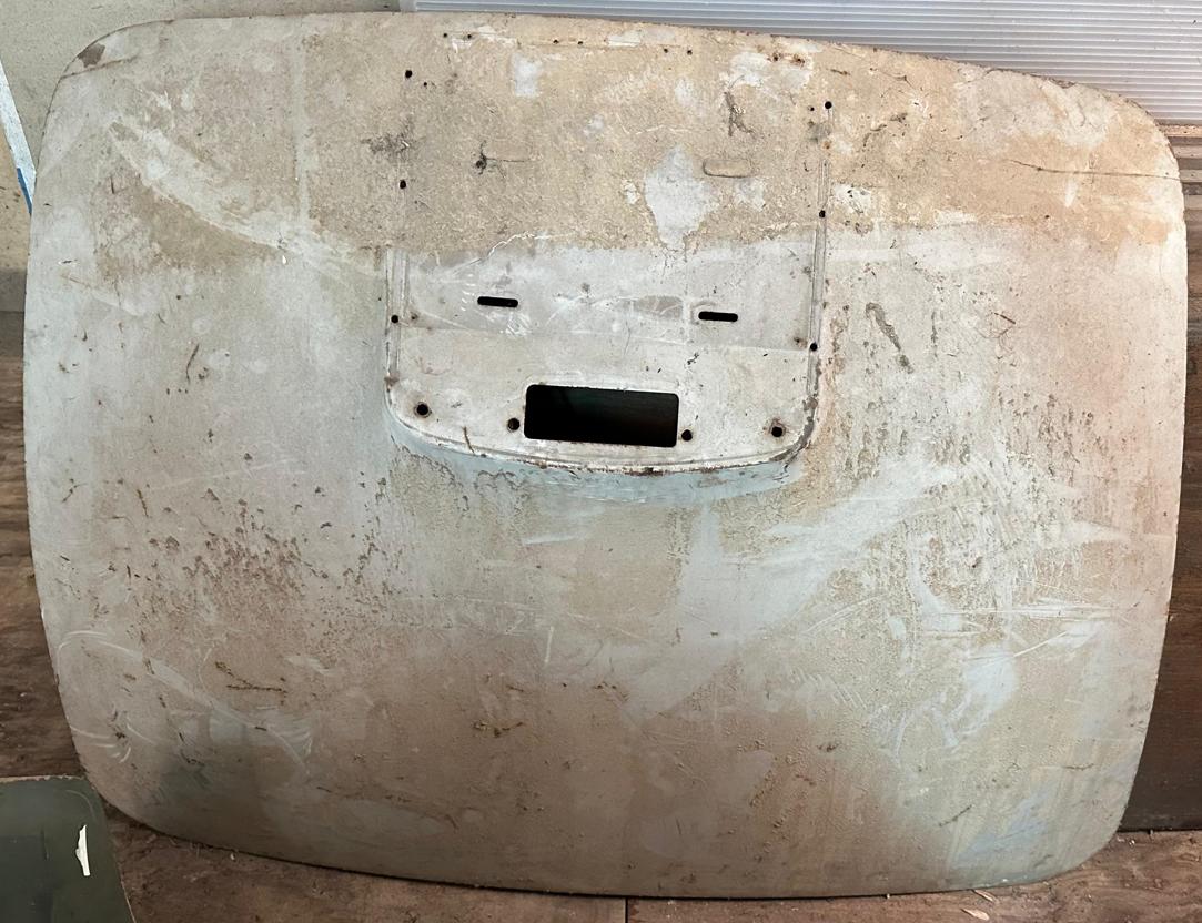 Capots JAGUAR MK2 LesAnciennes.com