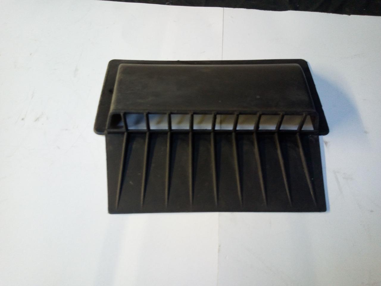 Prise d'air RENAULT 5 (R5) LesAnciennes.com