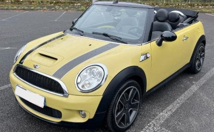 MINI Cooper S R57 Cabriolet - 2011 LesAnciennes.com