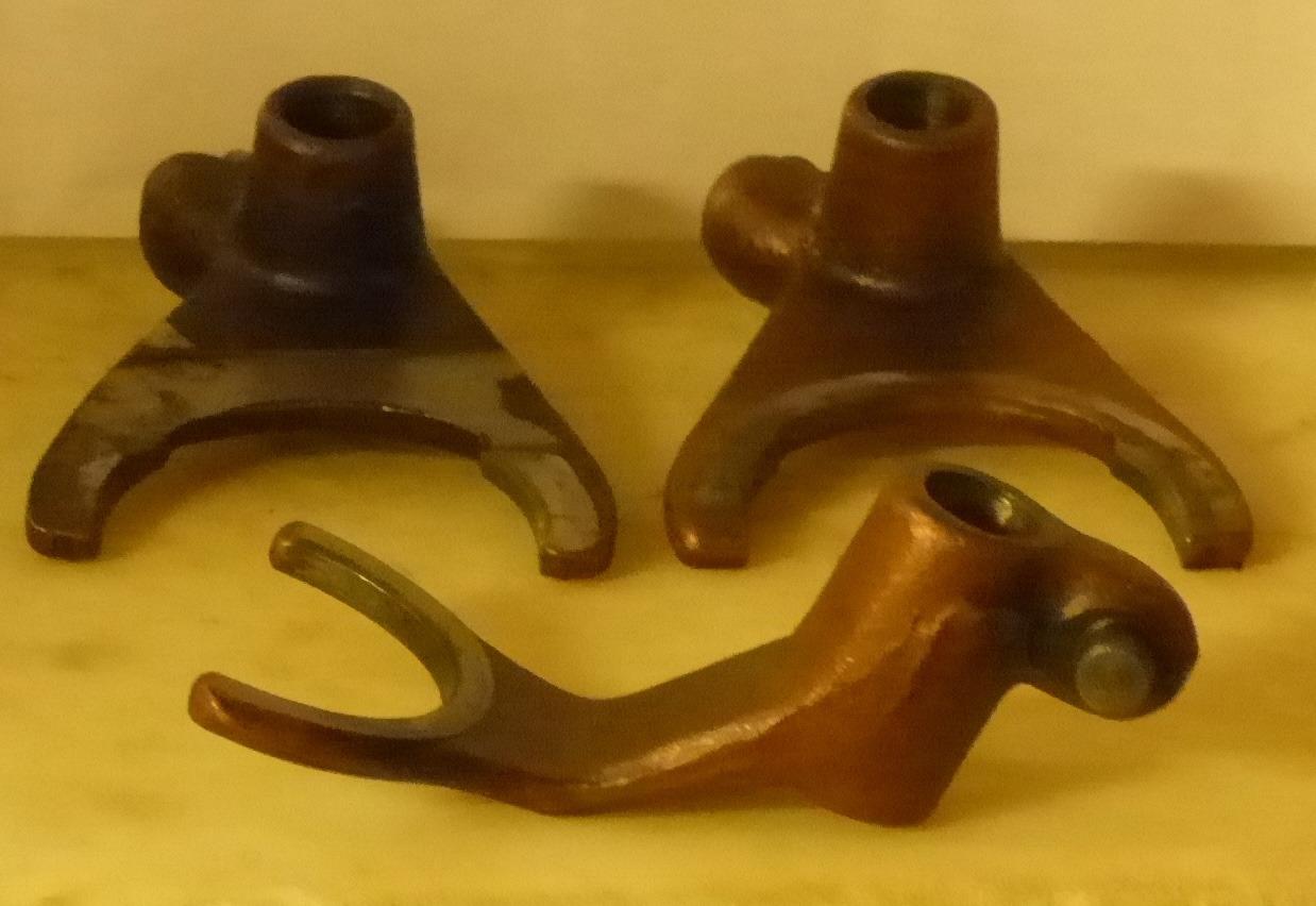 Jeu fourchettes BV 5 Guzzi gros bloc LesAnciennes.com