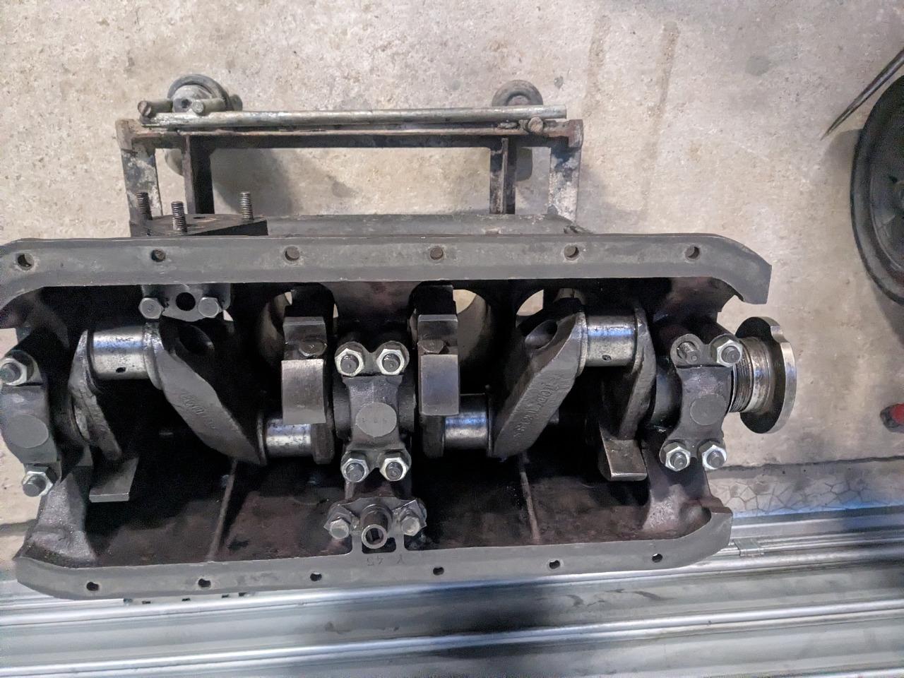 Bas moteur HOTCHKISS 864 LesAnciennes.com