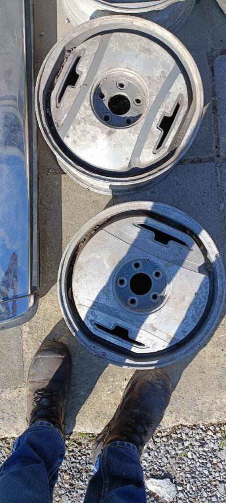 Lot de pièces CITROEN CX LesAnciennes.com