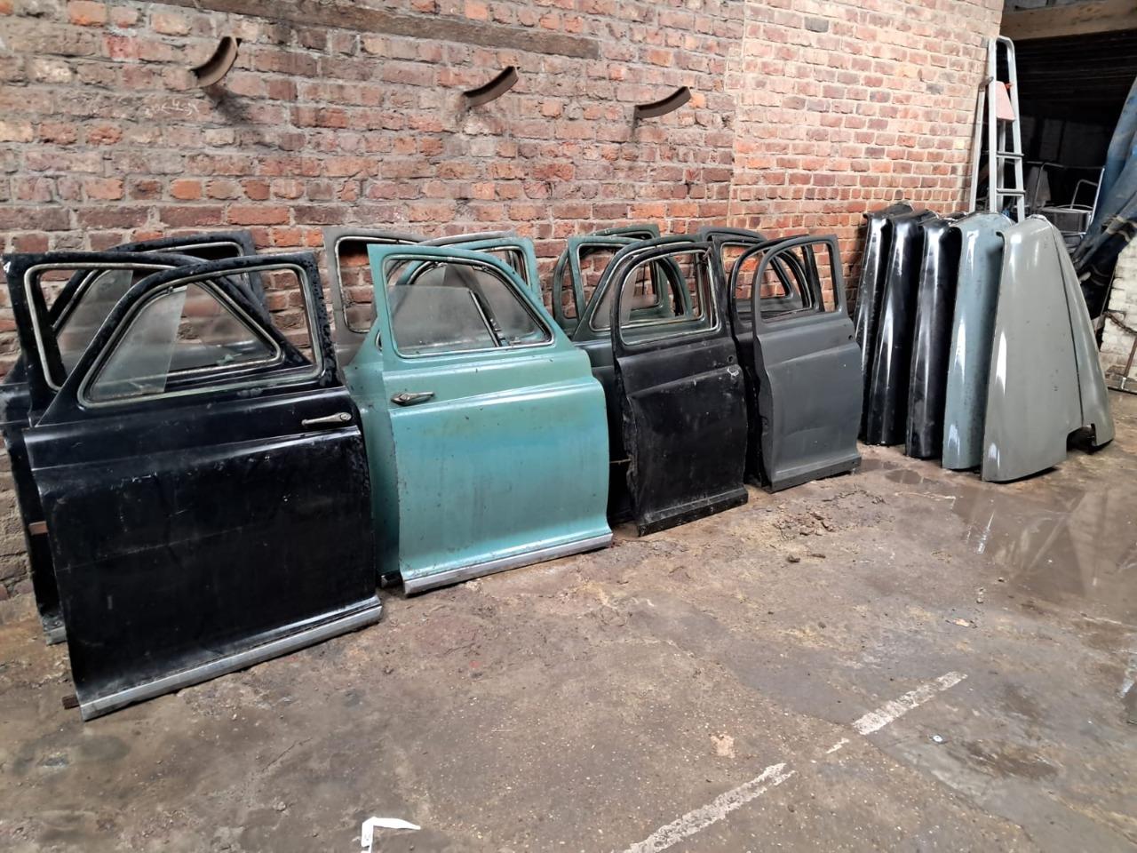 Portes ROVER P4 LesAnciennes.com