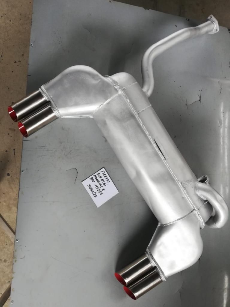Silencieux d'échappement Ferrari 308 Gtbi/Gtsi LesAnciennes.com
