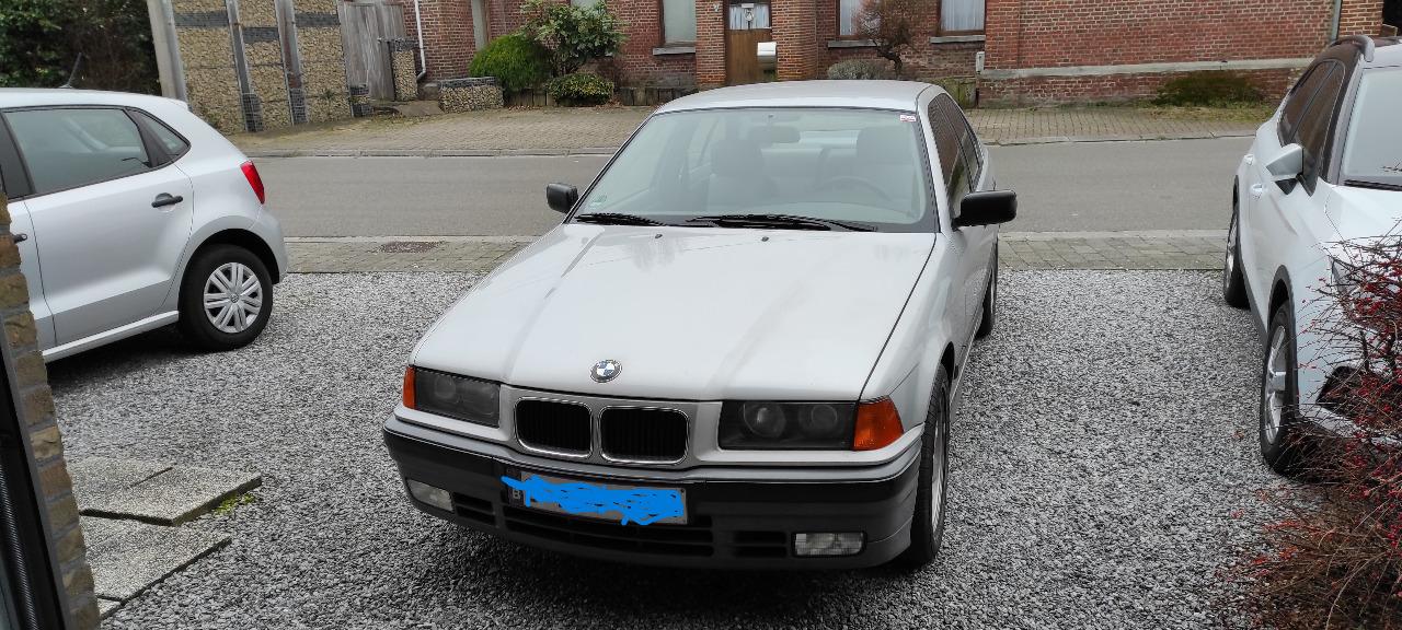 BMW 320 BERLINE - 1991 LesAnciennes.com
