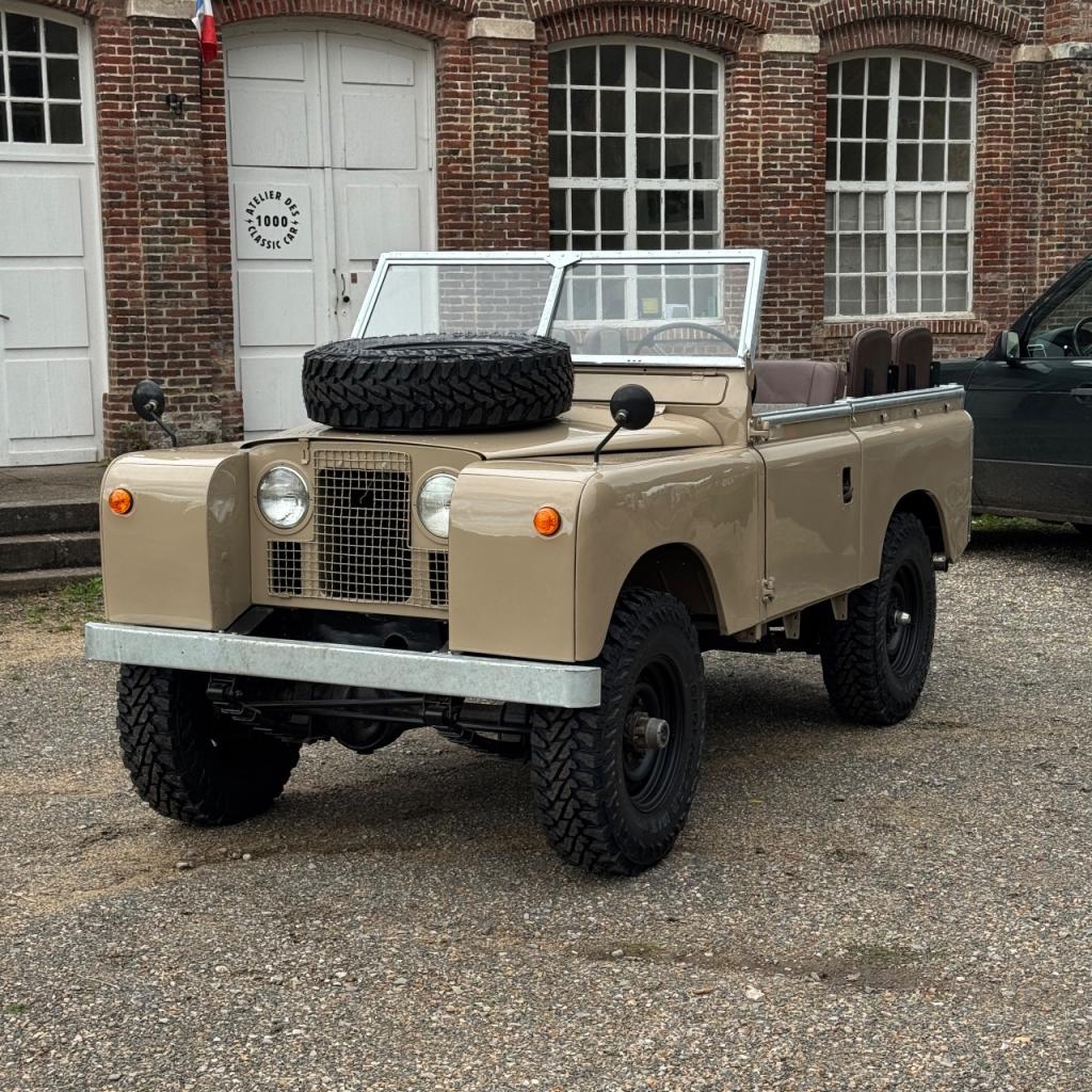 LAND ROVER 88 Série 2A - Restauré - 1958 LesAnciennes.com
