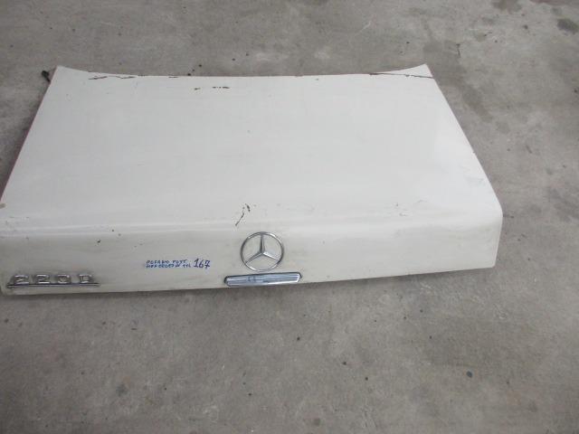 Capot arrière Mercedes 220 D LesAnciennes.com