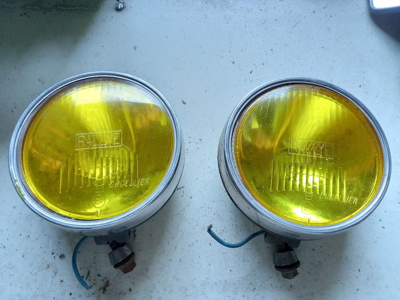 Antiblouillard longue portée CIBIE ZED DUCELIER LesAnciennes.com