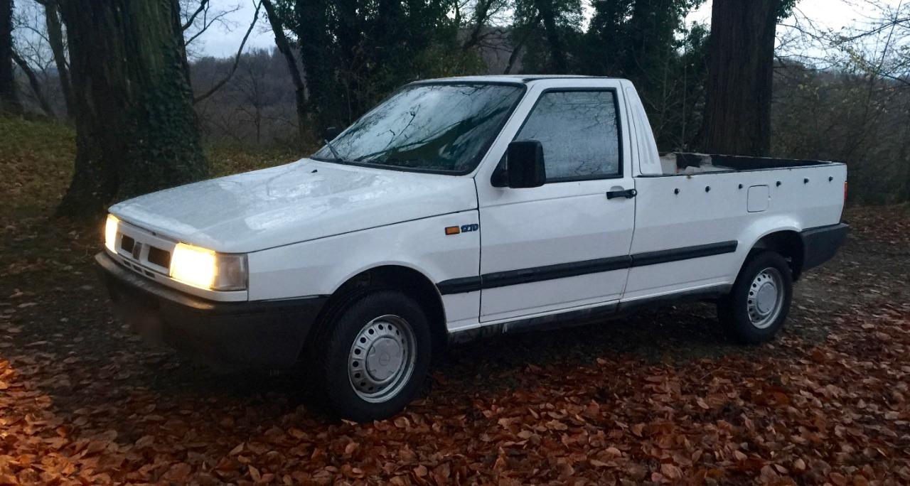 FIAT Fiorino Pick-up 1.7 Turbo D - 1999 LesAnciennes.com