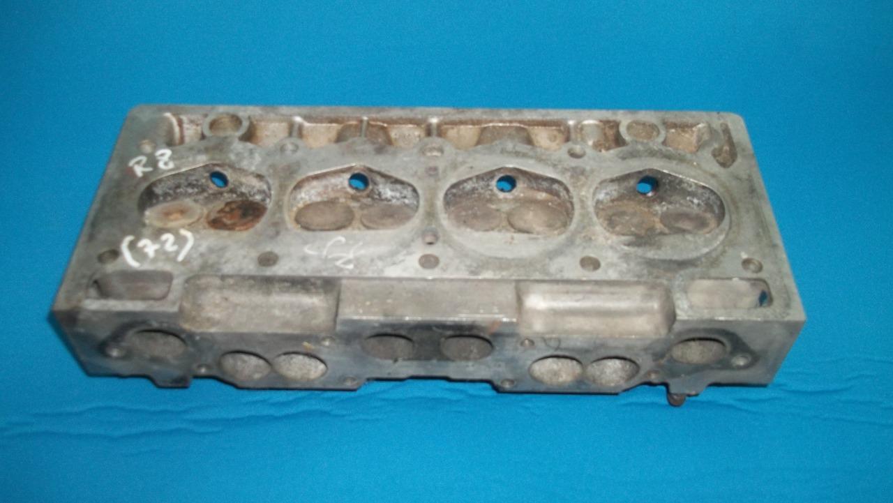 Culasse RENAULT 8 (R8) LesAnciennes.com