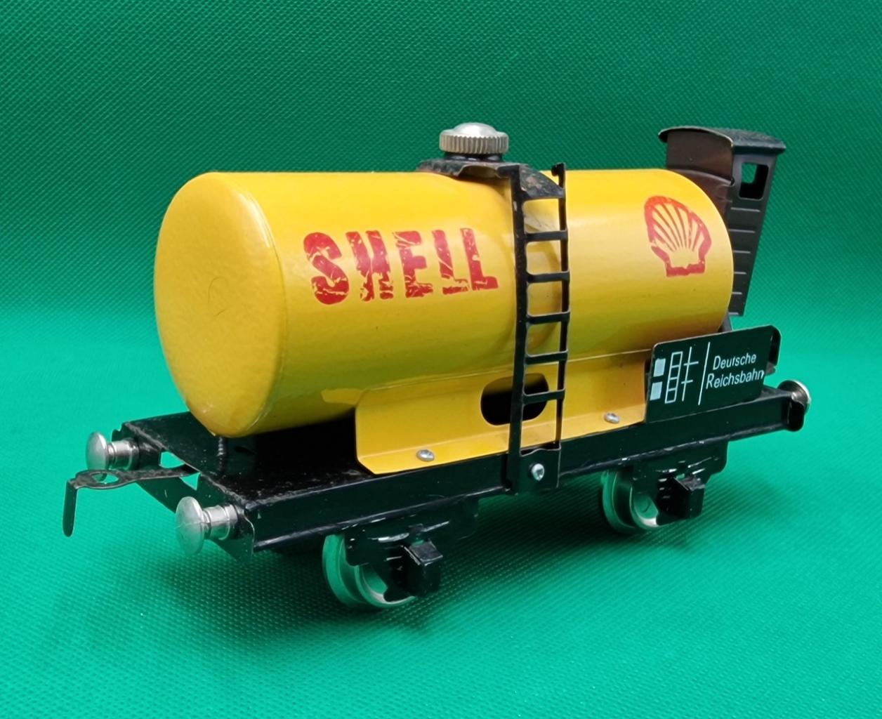 Wagon citerne Shell en tôle lithographiée LesAnciennes.com