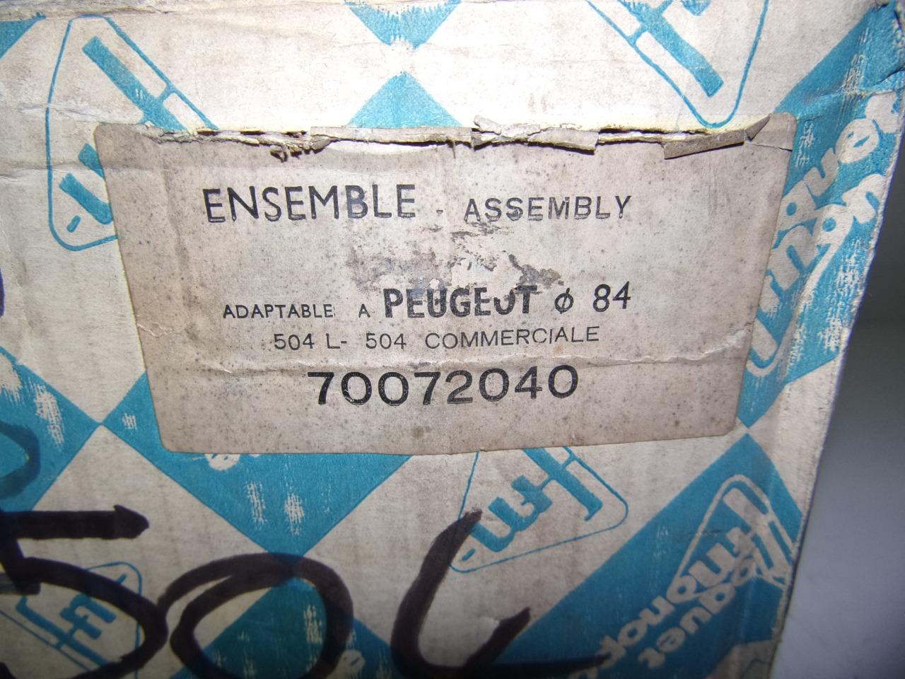 Kit chemises pistons ⌀84 PEUGEOT 504, 505, J5, J7 LesAnciennes.com