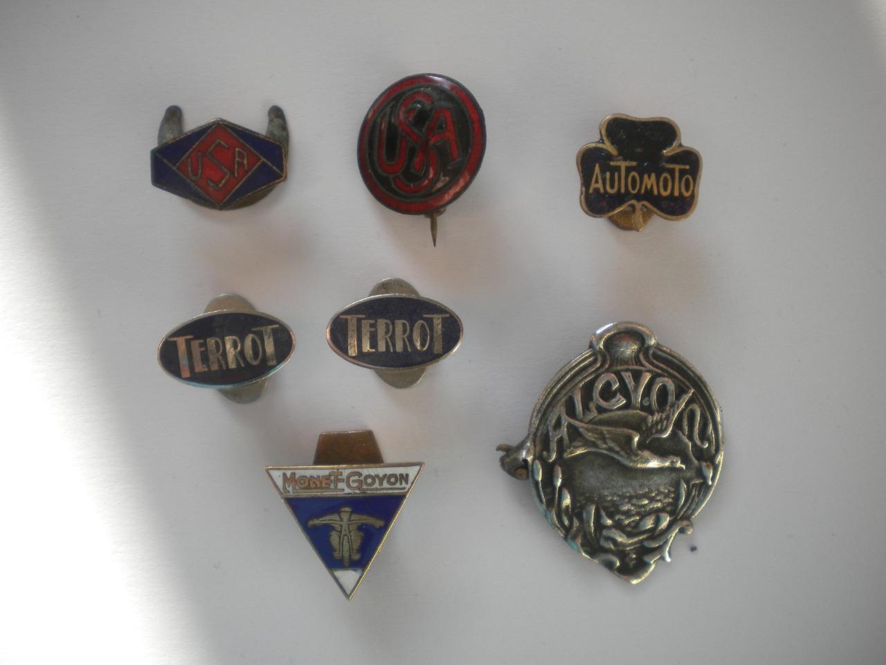 Insignes automoto terrot monet goyon alcyon usa LesAnciennes.com