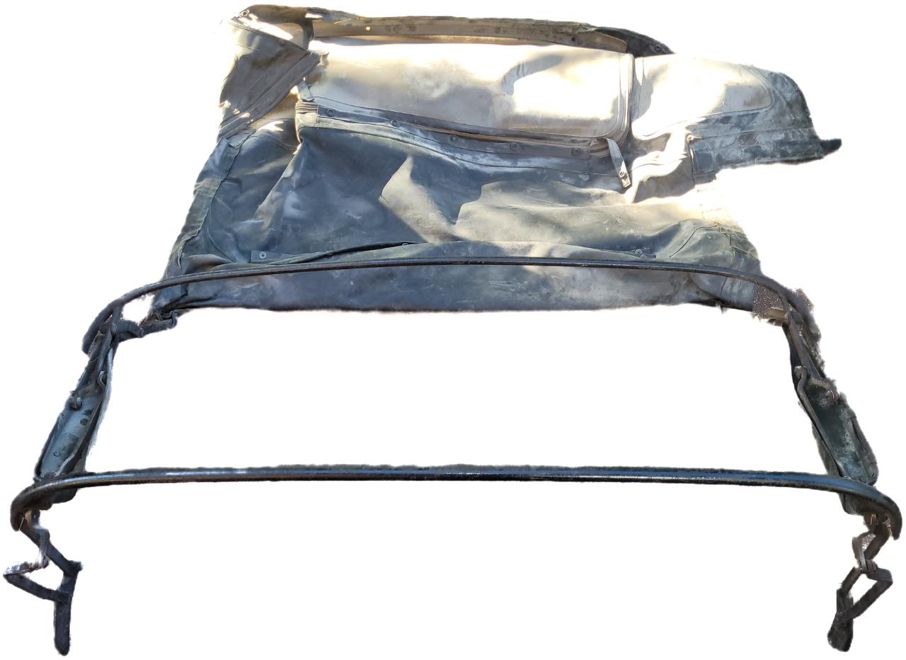 ARCEAU DE CAPOTE TRIUMPH Spitfire MKIV ET 1500FH LesAnciennes.com