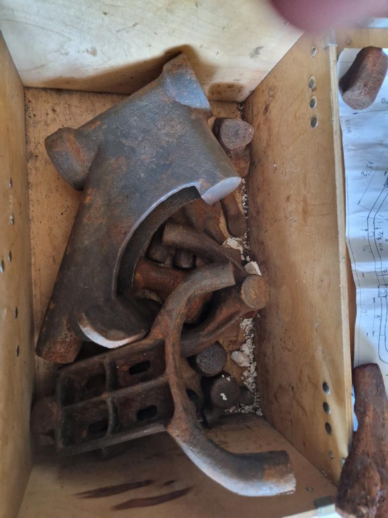 Pièces BROUGH Ss100 LesAnciennes.com