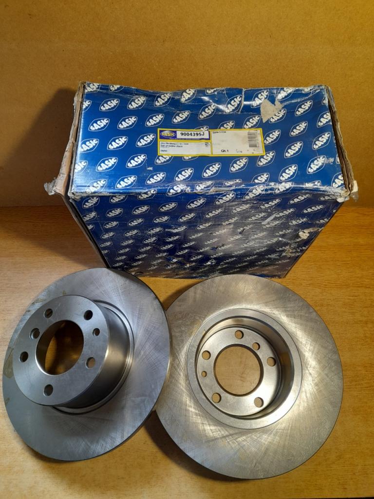 Disques de frein avant Bmw série 5 E34 9004395J LesAnciennes.com