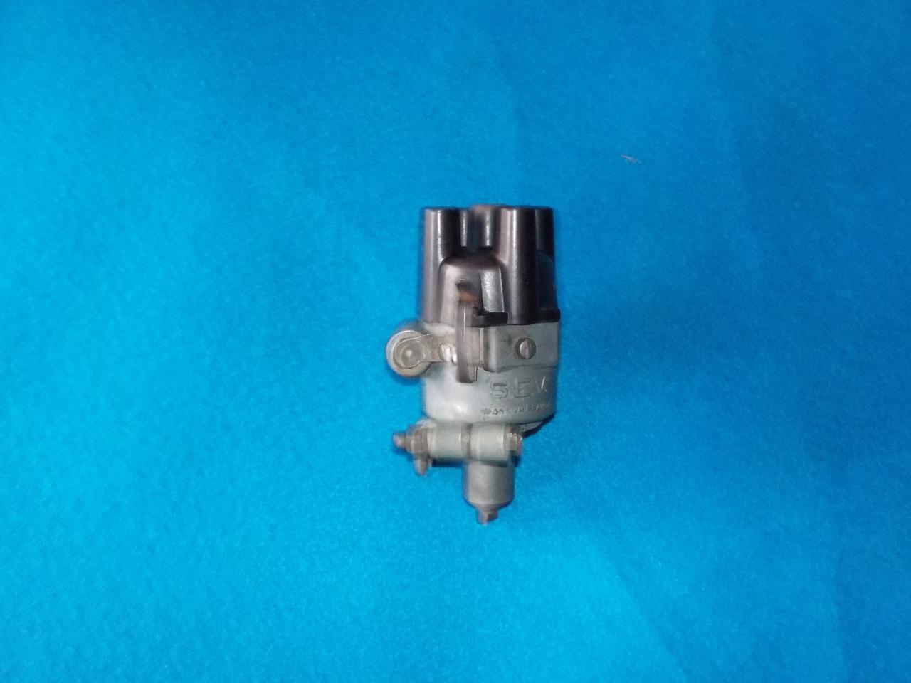 Allumeur RENAULT 4CV LesAnciennes.com