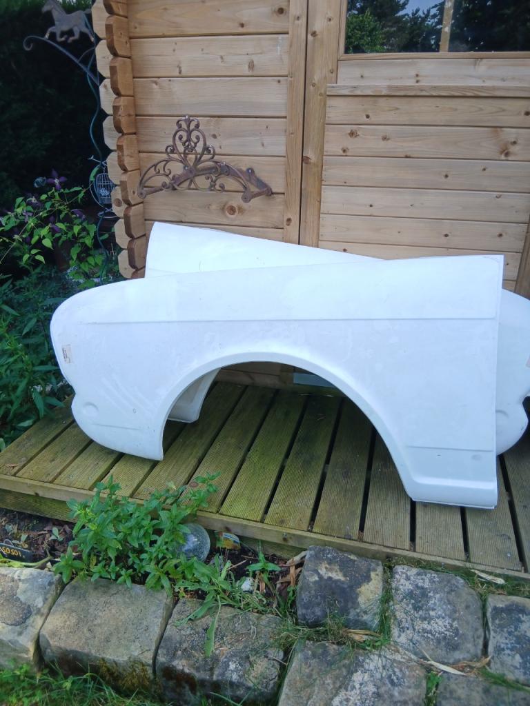 Ailes FORD Cortina Mk2 LesAnciennes.com